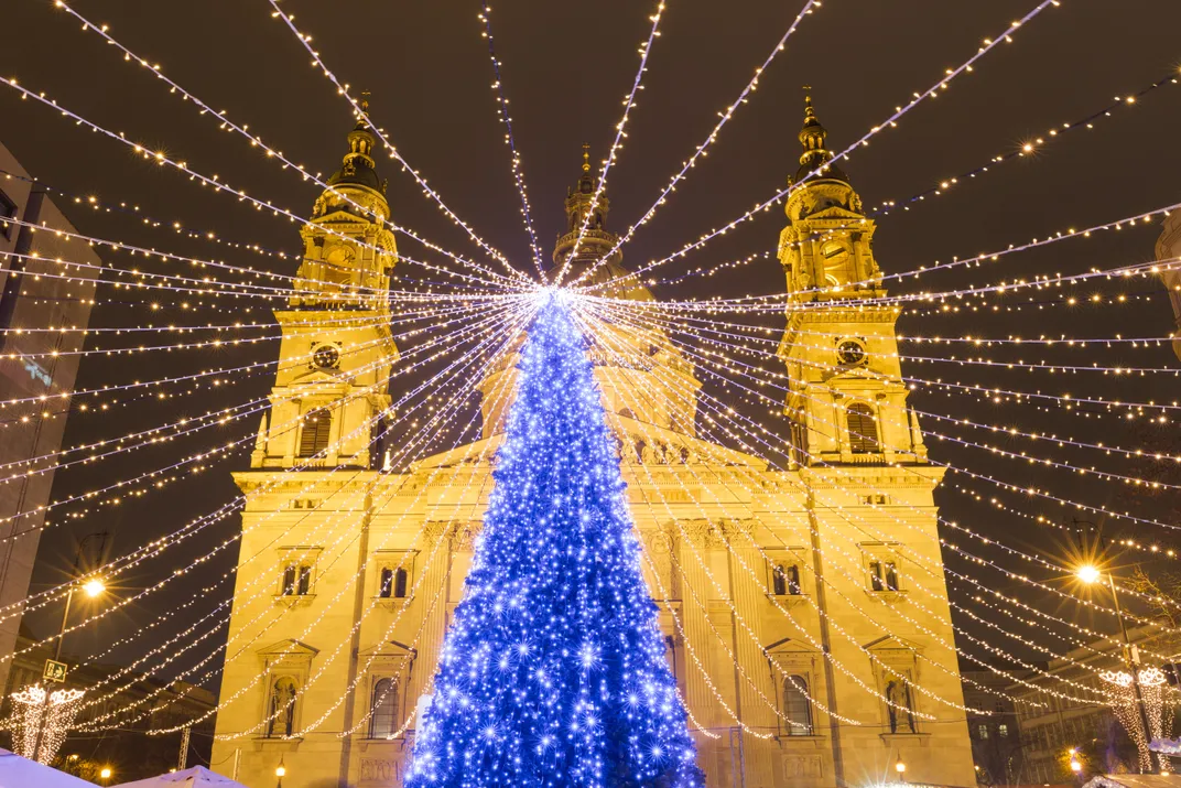 St. Stephen's Basilica Square, Budapest. Credit: AMA Waterways
