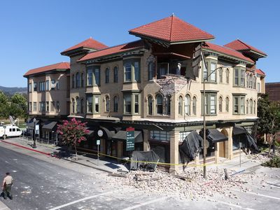 A building downtown at 2nd and Brown sustained damage from the 6.0 earthquake in Napa.