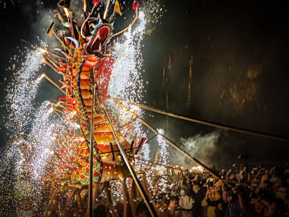 The dragon soars in the prosperous era | Smithsonian Photo Contest ...