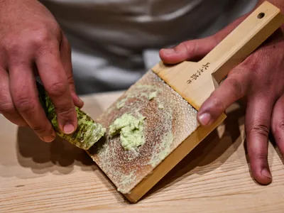Wasabi, which is commonly eaten with sushi, is also an effective preservation tool.