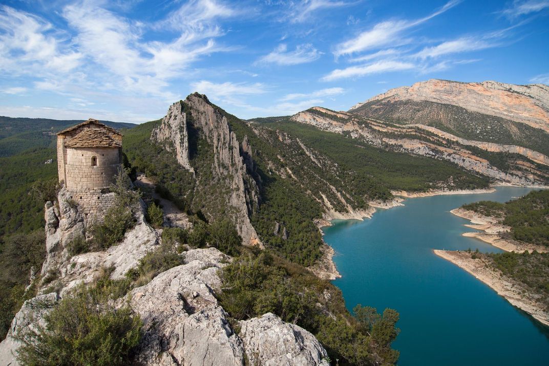 Discover 20 Must-See Places in Catalonia