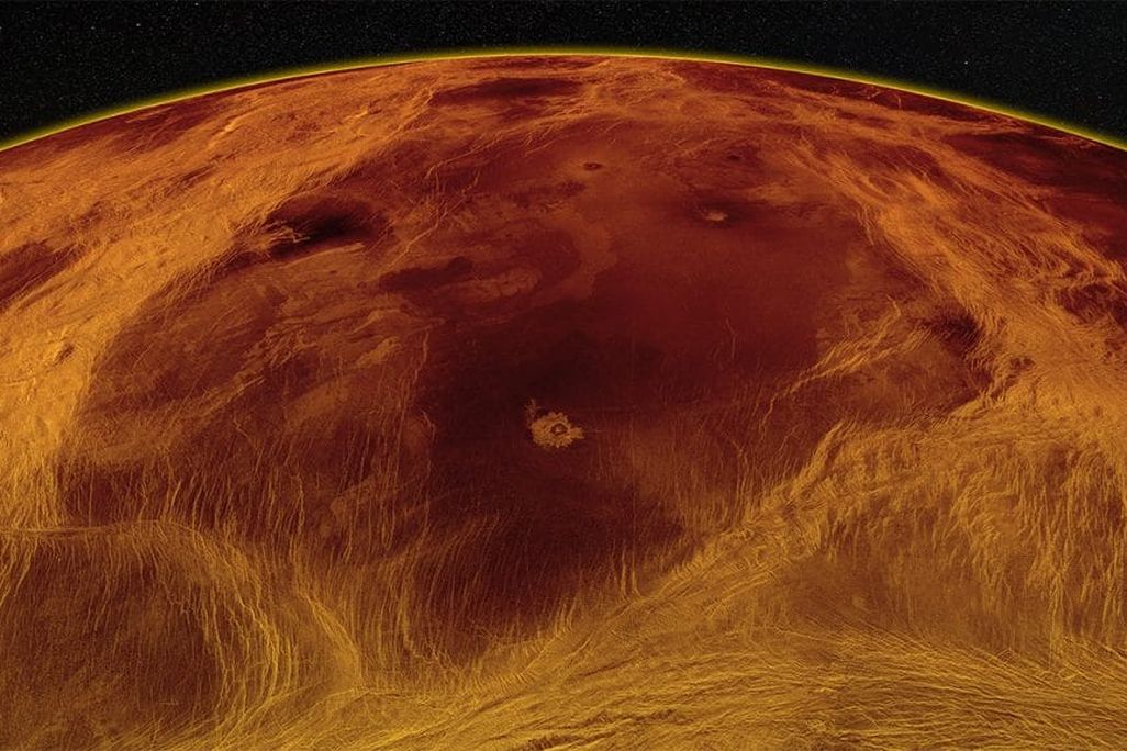 Venus' largest block of crust