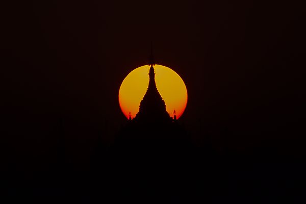 Sun With Pagoda thumbnail