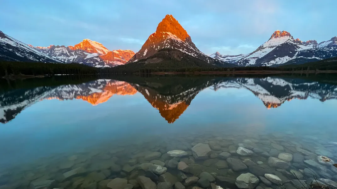 Sunrise on Mount Grinnell, Glacier National Park | Smithsonian Photo ...