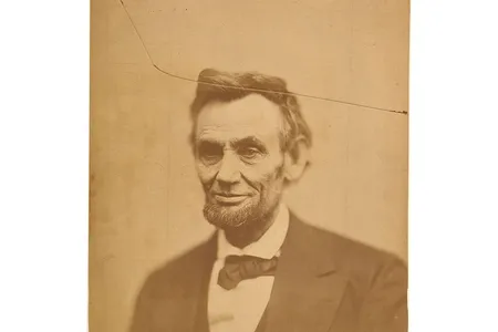 The cracked-plate portrait of Abraham Lincoln by Alexander Gardner, 1865, albumen silver print
