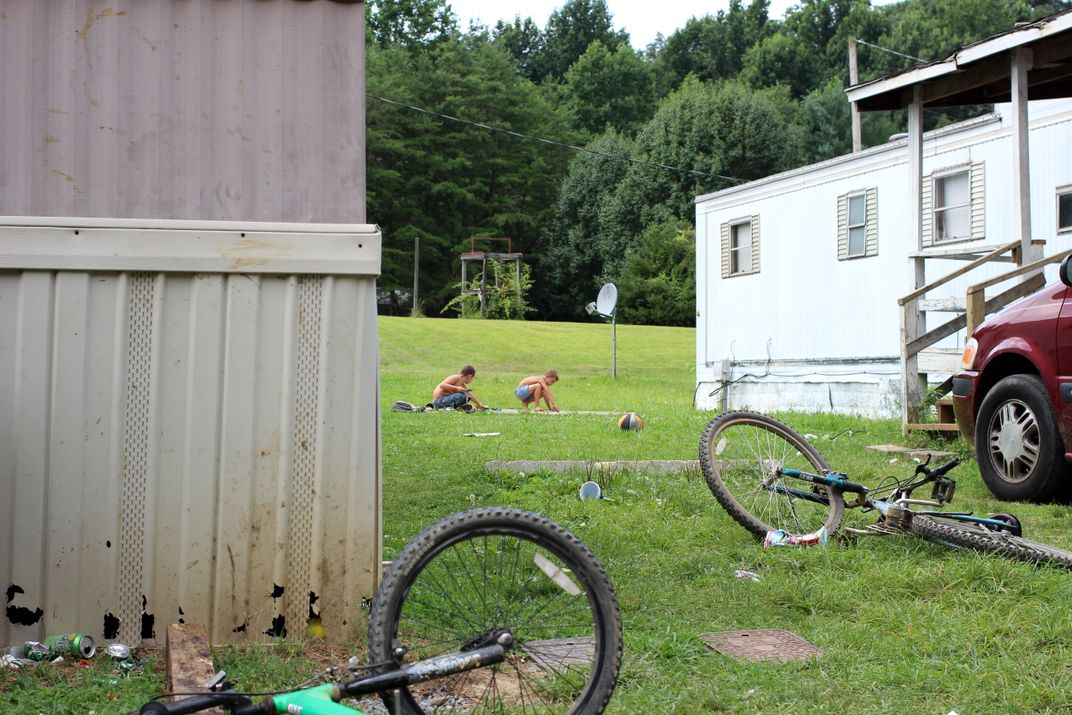 Trailer Park Kids | Smithsonian Photo Contest | Smithsonian Magazine