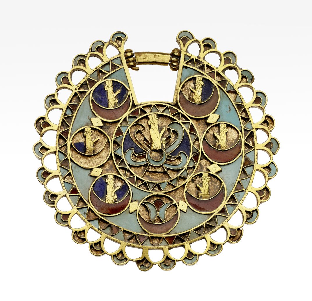 Achaemenid earrings with inlays, dated to between the late 400s and early 300s B.C.E.