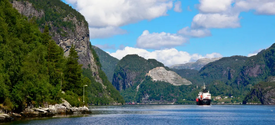  The fjord near Bergen 