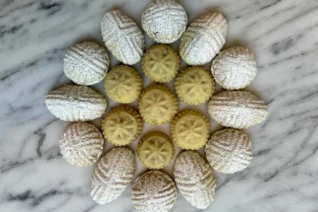 Ma&rsquo;amoul is a traditional Middle Eastern cookie often enjoyed around Muslim, Christian and Jewish holidays, made by combining&nbsp;semolina flour&nbsp;with butter and milk, forming it into a dough, and filling it with nuts or&nbsp;dates.