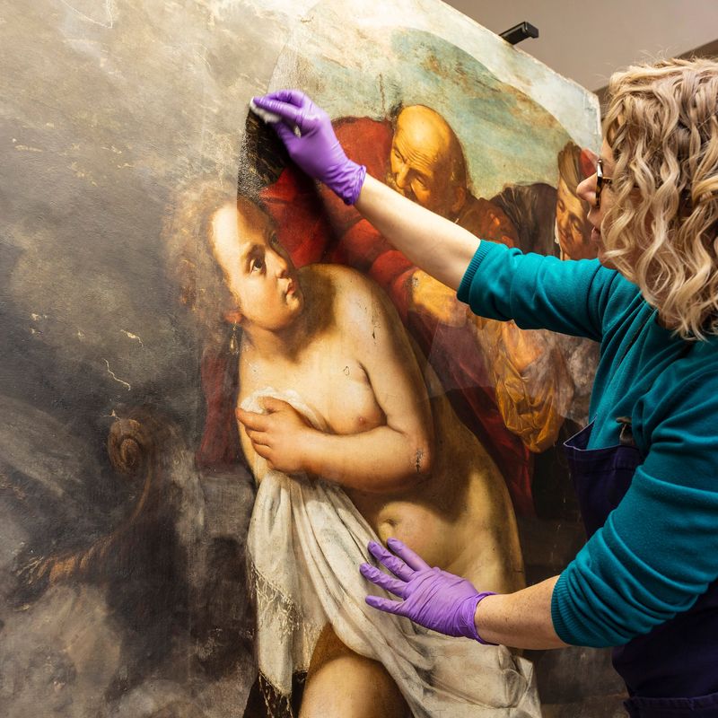 Artemisia Gentileschi Painting Found in English Palace Storeroom