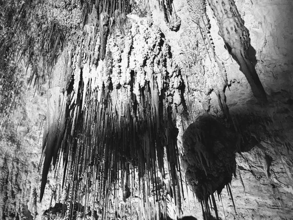 Bermuda Cave III thumbnail