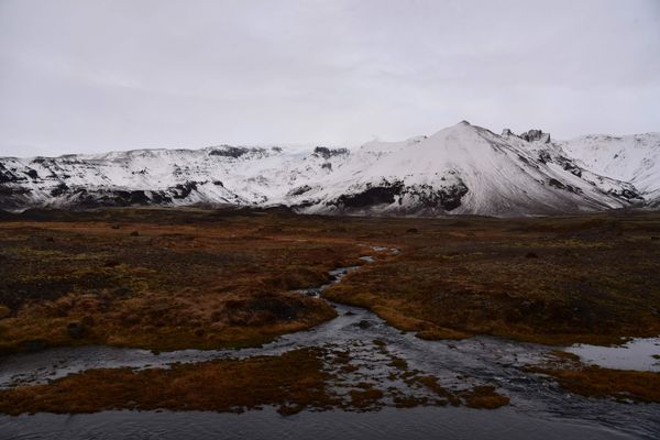 Icelandic Mountains thumbnail