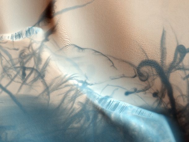 Picture of the Week—The Swirls of Mars