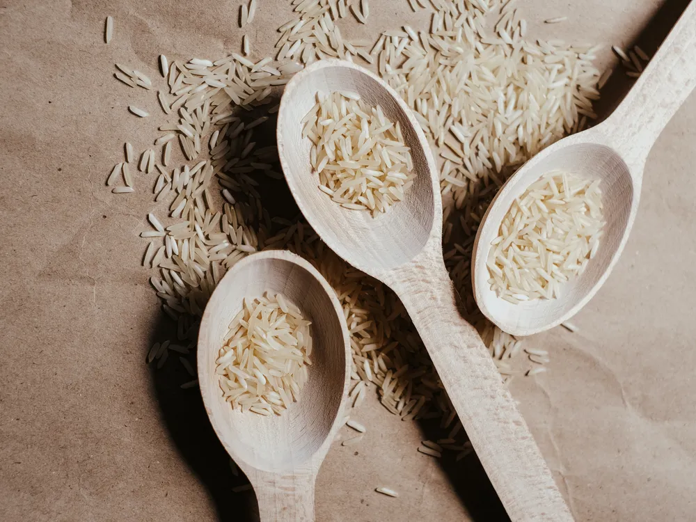 Spoons with grains of rice