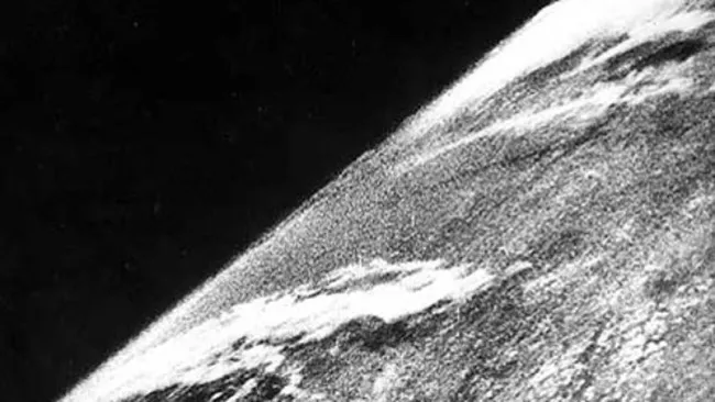 1stPhotoFromSpace.jpg__600x0_q85_upscale.jpg