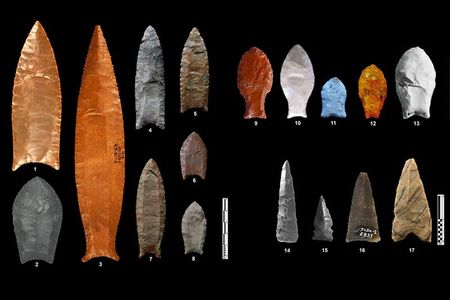 Various types of North and South American fluted points