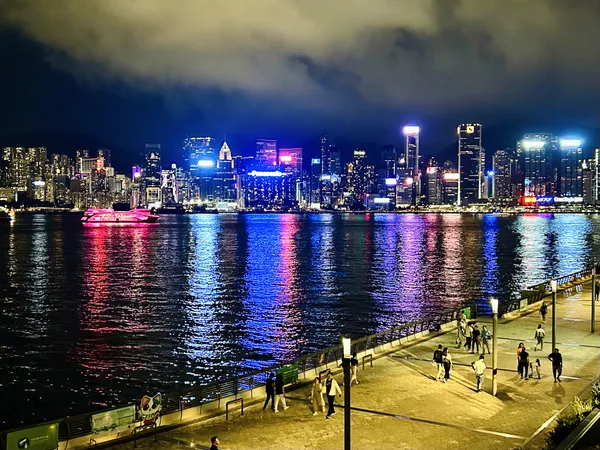 Colours of Victoria Harbour thumbnail