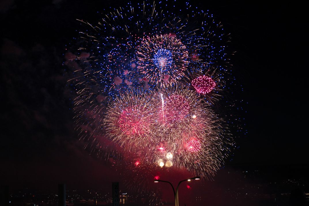 2017 Fireworks Smithsonian Photo Contest Smithsonian Magazine