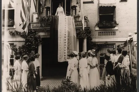 When news of Tennessee’s ratification reached Alice Paul on August 18, she sewed the thirty-sixth star onto her ratification banner and unfurled it from the balcony of Woman’s Party headquarters in Washington.