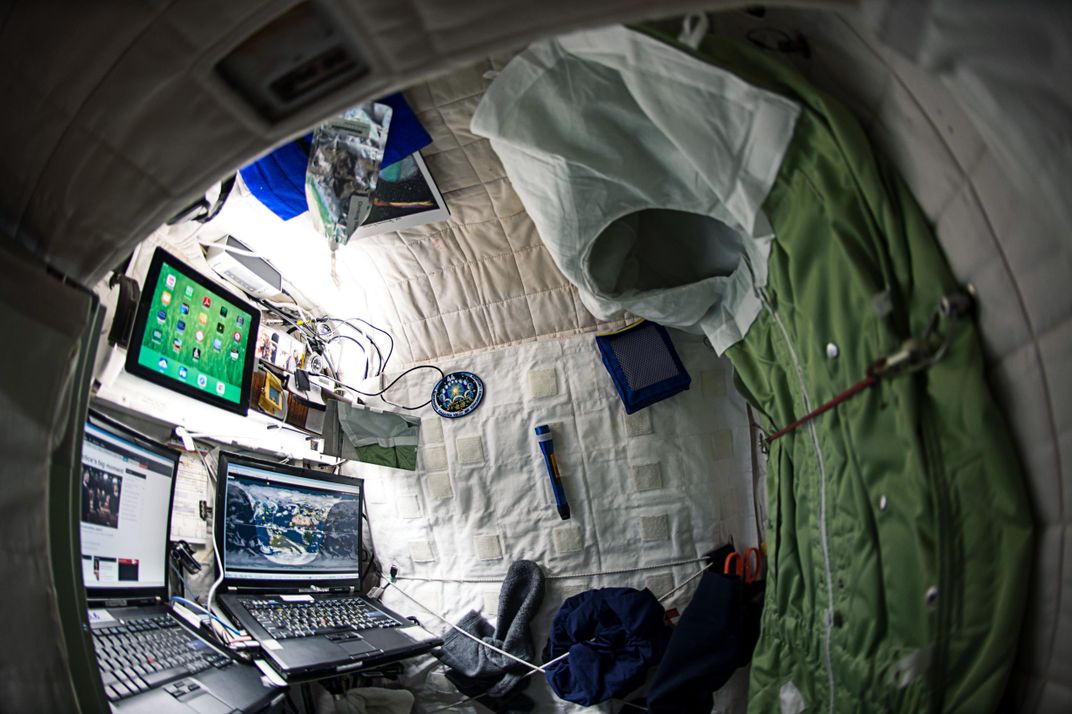 Scott Kelly's sleeping quarters