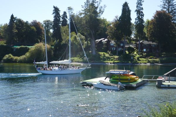 Ernest Kemp (yacht) entering the Waikato River from Lake Taupo, New Zealand thumbnail