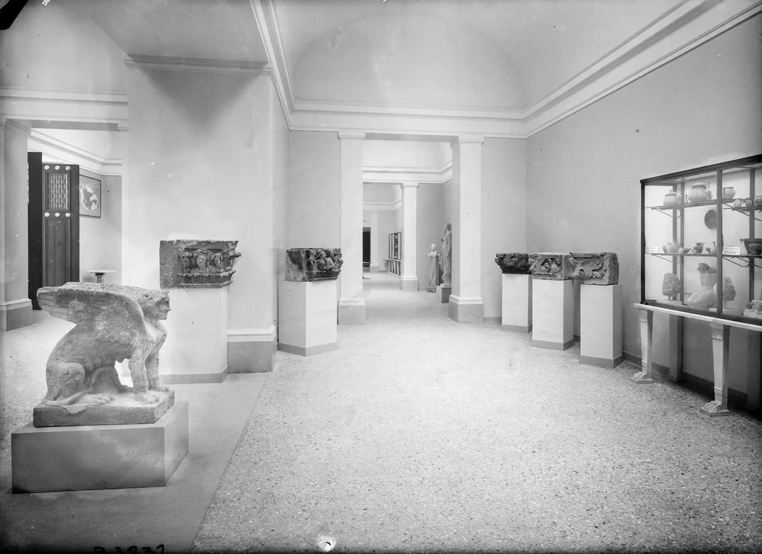 1948 photo of the Antiquarium