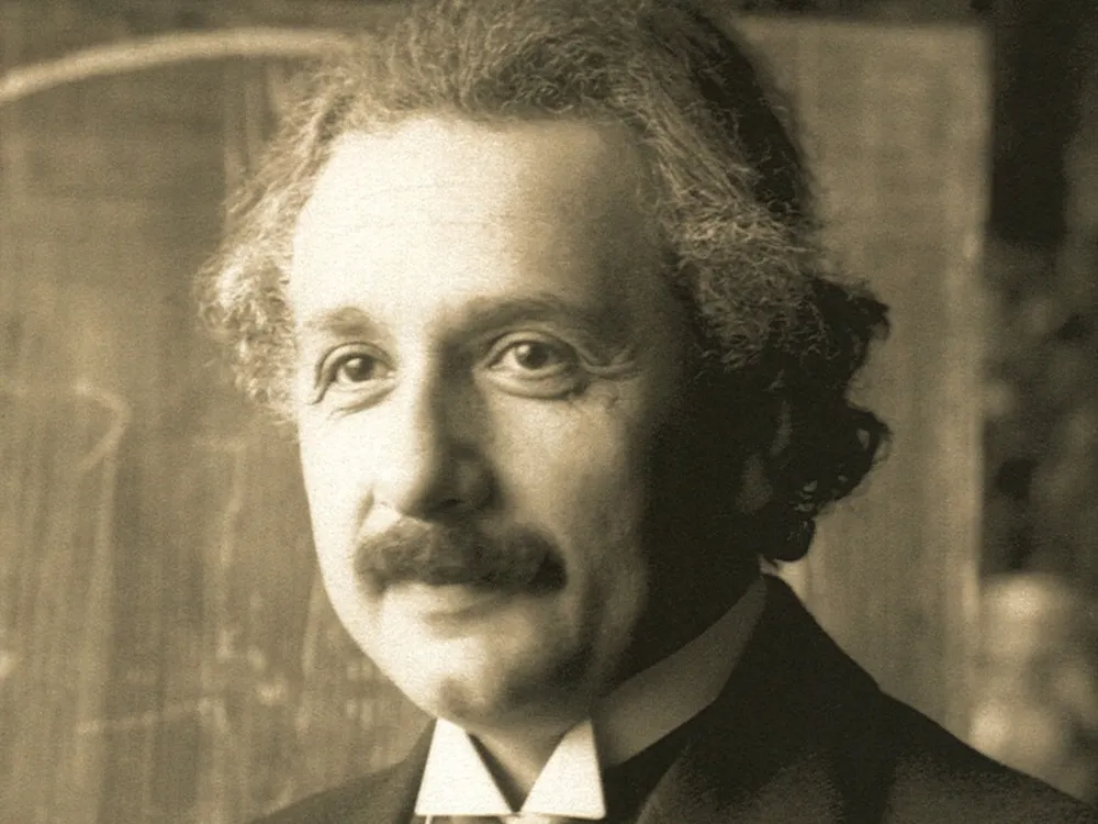 Einstein1921_by_F_Schmutzer_2.jpg