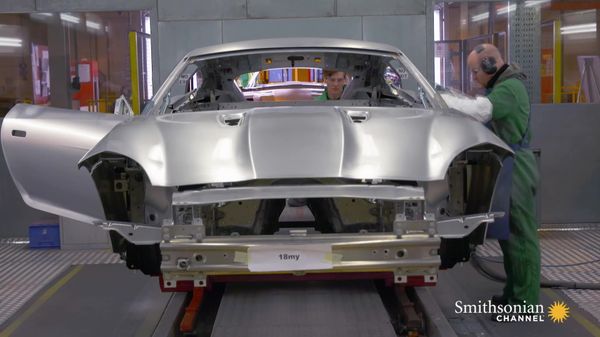 Preview thumbnail for Why Jaguar Uses Aerospace Aluminum to Build Its Cars