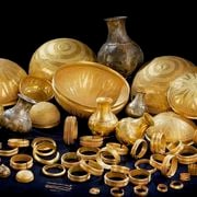 Thieves Steal 3,000-Year-Old Treasure in a 'Super-Professional' Museum Heist That Took Only Four Minutes