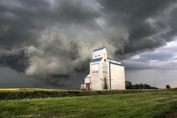 Tornado warned thumbnail