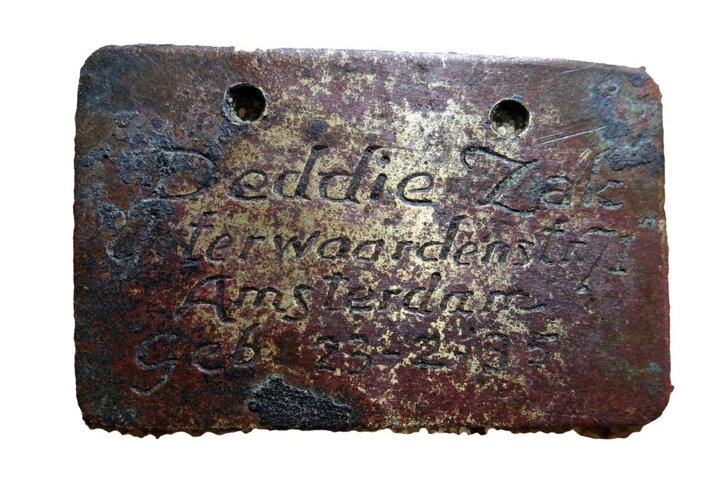 Deddie Zak's I.D. tag