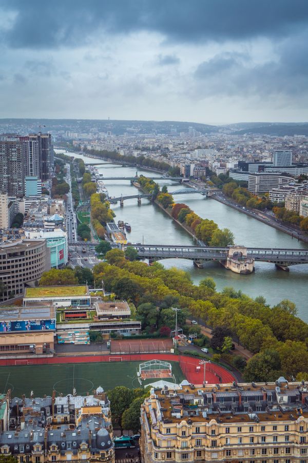 In-Seine Views. thumbnail