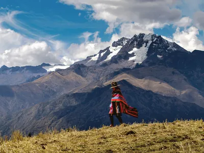 Legendary Peru: Andean Culture and Inca Treasures description
