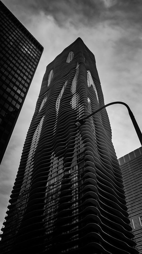 The Unique Skyscraper In Chicago thumbnail