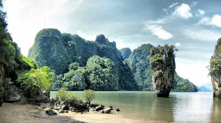 Thailand’s dreamy James Bond Island was featured in the 1974 film The Man with the Golden Gun and first brought fame to what is now a popular tourist destination.