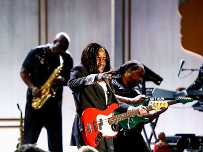 Bass player Verdine White of Earth, Wind & Fire performed the group's iconic song "September."