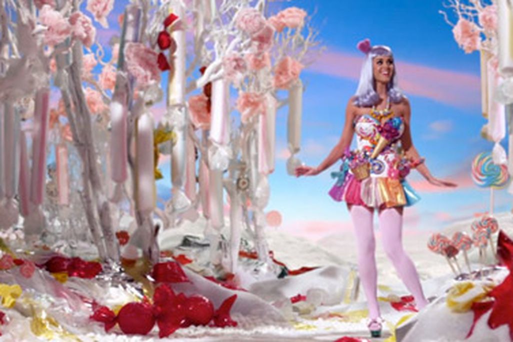 20110804095011katy-perry-california-girls.jpg