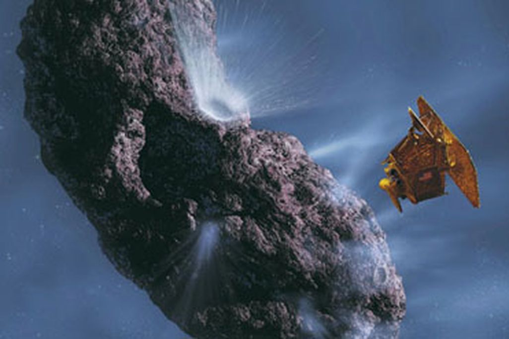 comet-388-may05.jpg