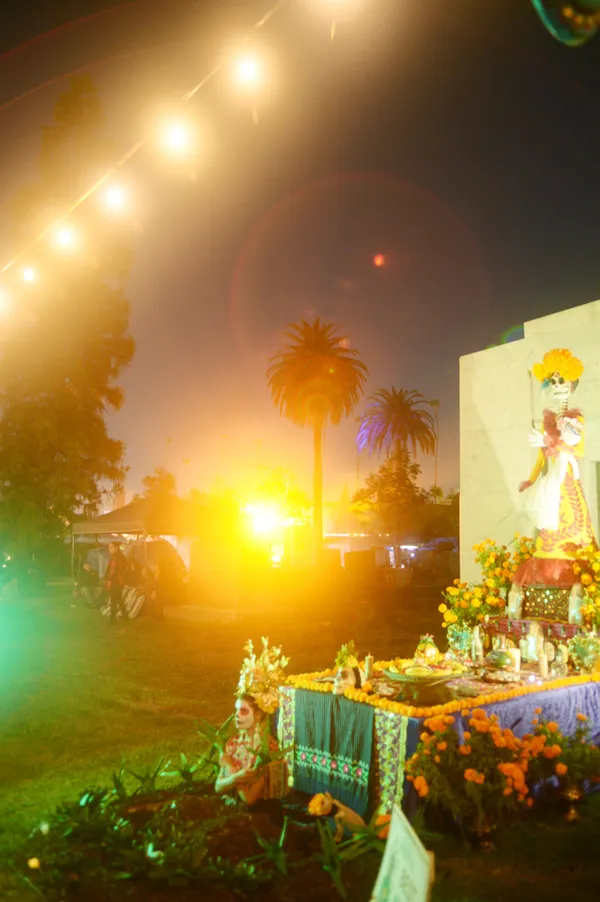 Dia de los Muertos, Winning Altar, Hollywood Forever Cemetery thumbnail