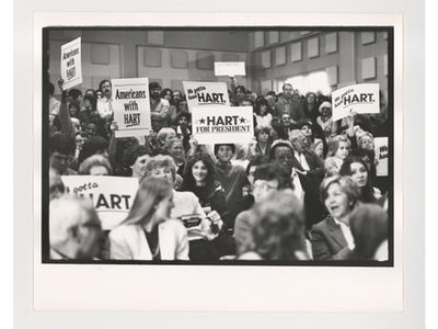 Gary Hart campaign (photo by Ken Regan), 1984