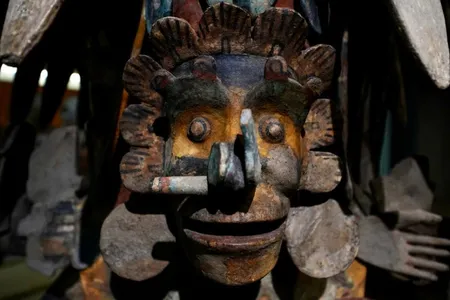 Of the 1,525 artifacts included in the show, 881&nbsp;were recovered from abroad.