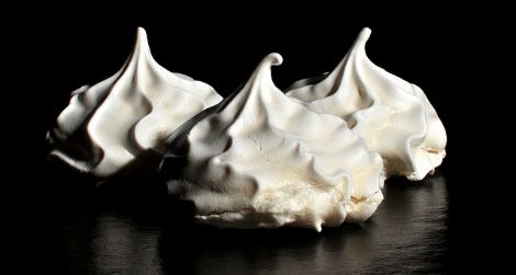 Meringue cookies