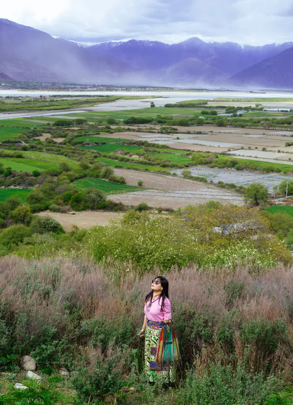 CORAL, MON AMOUR (Wind of Yarlung Tsangpo), No. 07 thumbnail