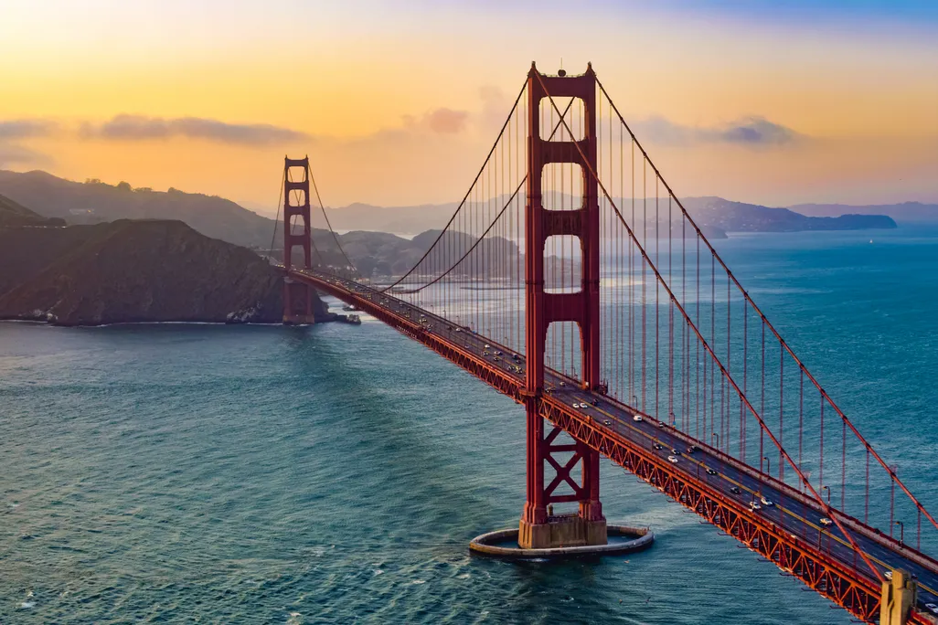 Golden Gate bridge at sunset