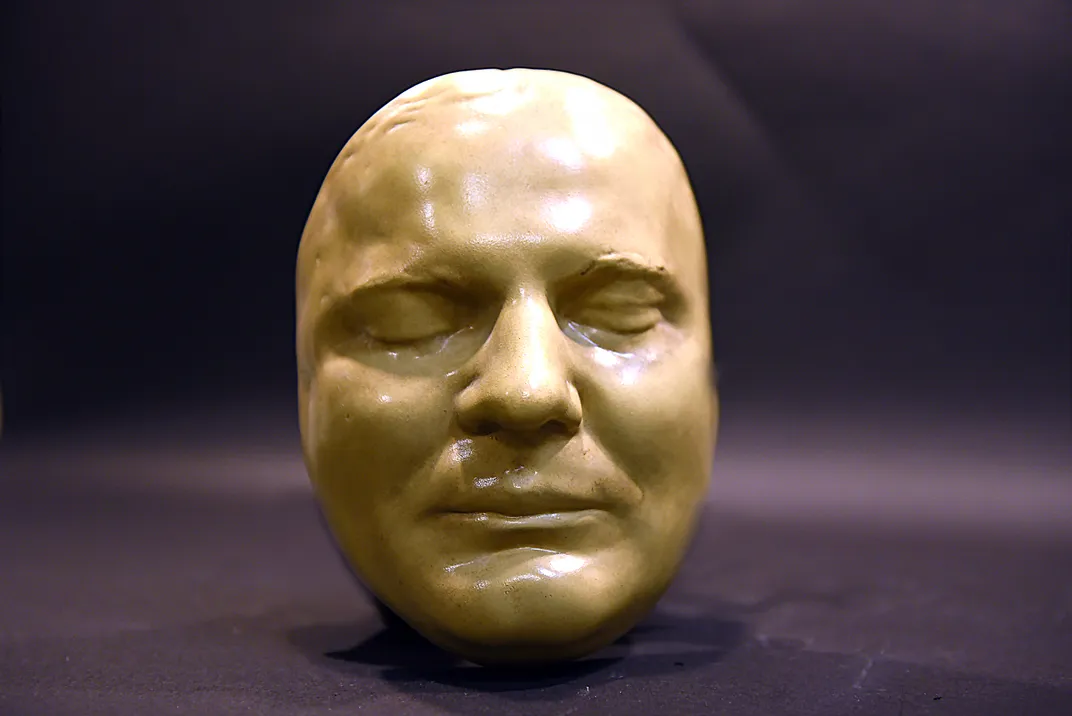 Floyd's death mask