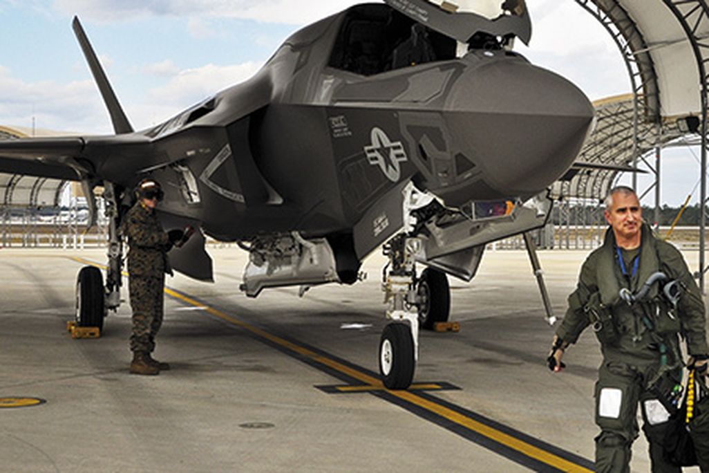 Making-Joint-Strike-Fighter-Pilot-631.jpg
