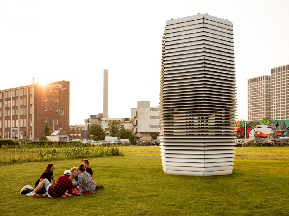 Smog Free tower