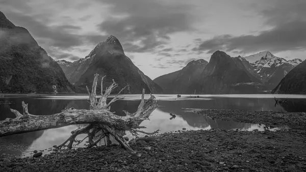 Monotone Milford Sound thumbnail