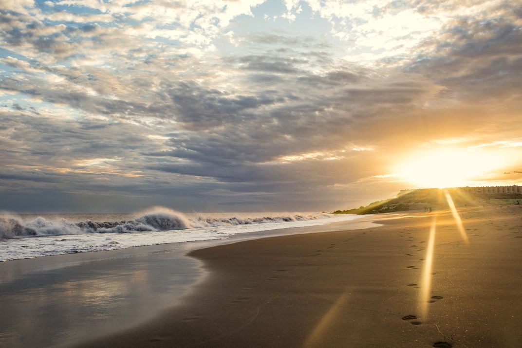 Sun on the sand | Smithsonian Photo Contest | Smithsonian Magazine