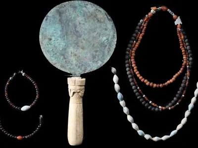 Archaeologists Discover Ancient Egyptian Family Tomb Full of Necklaces, Bracelets and Rings image